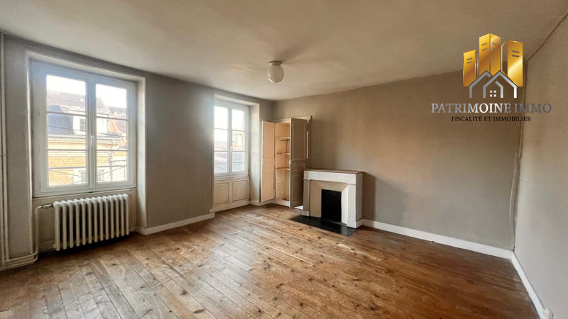 Maison - 205 m² - 9 pièces