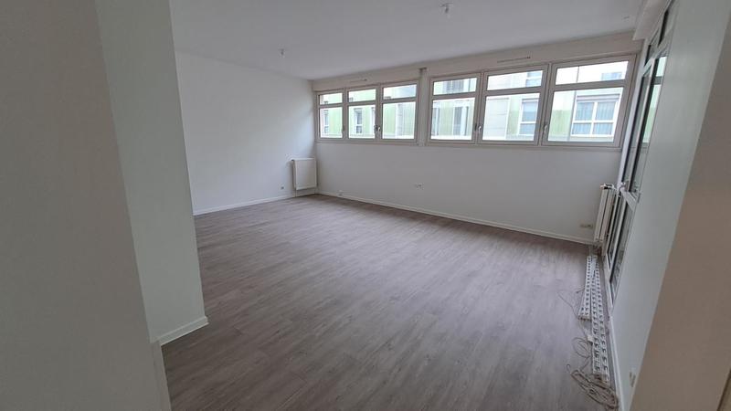Appartement - 120 m² - 5 pièces