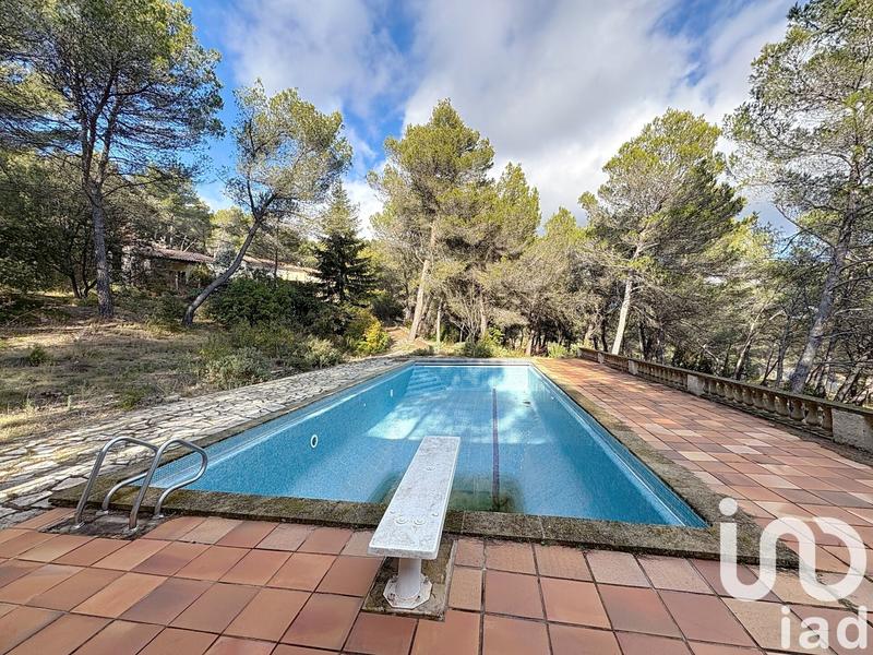 Maison - 182 m² - 6 pièces