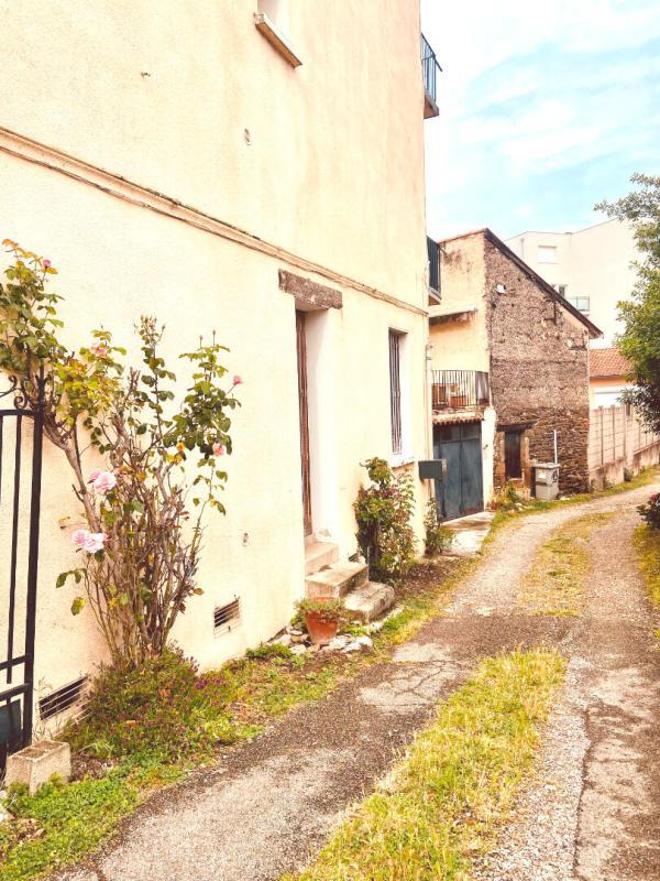 Maison - 170 m² - 9 pièces