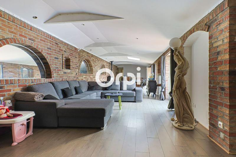 Maison - 140 m² - 5 pièces