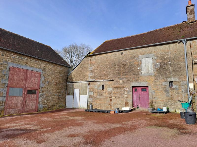 Maison ancienne - 160 m² - 6 pièces