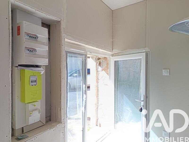 Immeuble - 65 m² - 2 pièces