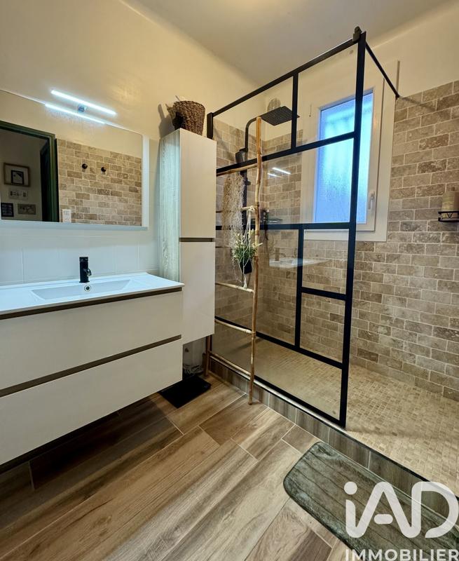 Appartement - 80 m² - 3 pièces