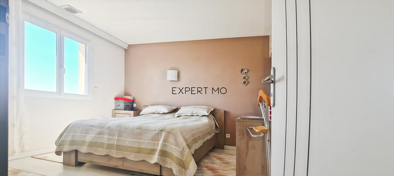 Villa - 183 m² - 6 pièces