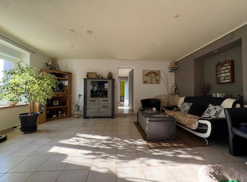 Maison - 159 m² - 9 pièces