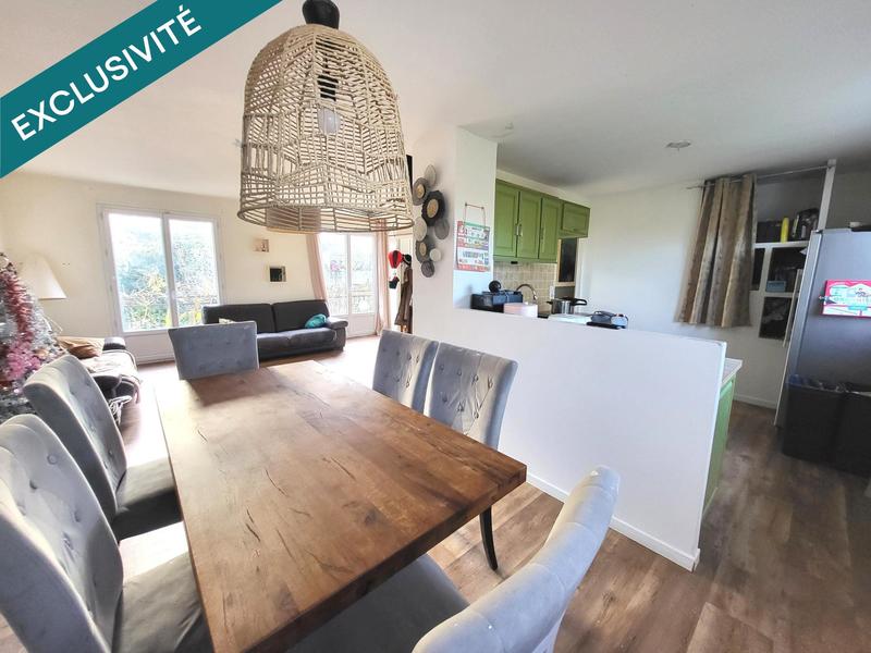 Maison - 98 m² - 6 pièces