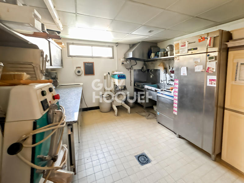 Maison - 213 m² - 6 pièces