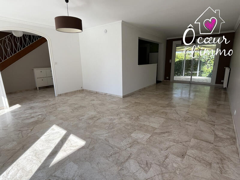 Maison - 146 m² - 6 pièces