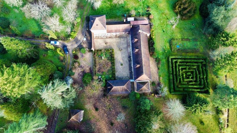 Maison - 176 m² - 7 pièces