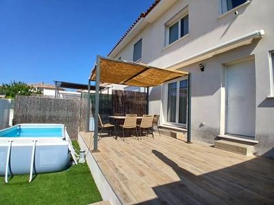 Maison - 90 m² - 4 pièces