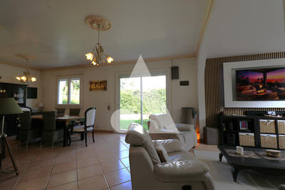 Maison - 139 m² - 6 pièces