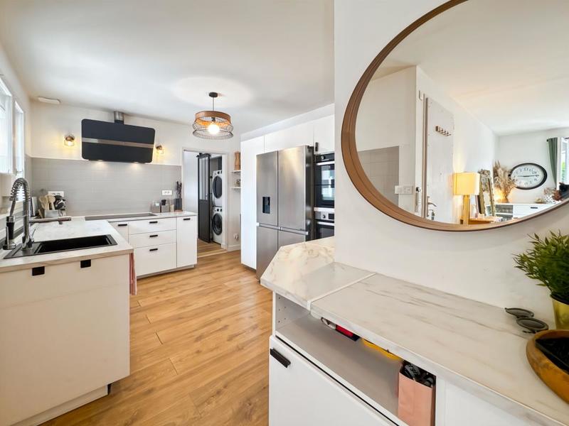 Maison - 142 m² - 4 pièces