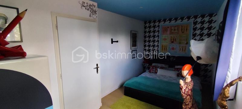 Propriété - 277 m² - 10 pièces