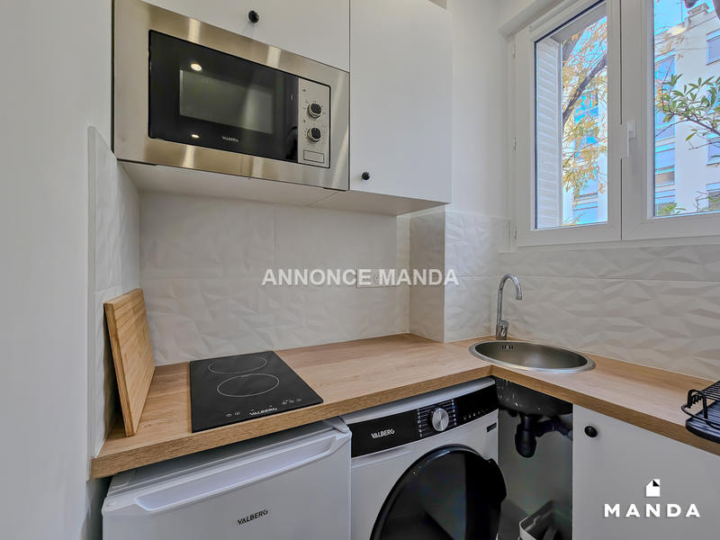 Studio - 18 m² - 1 pièce