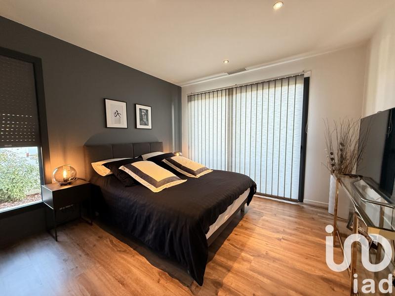 Maison - 219 m² - 5 pièces