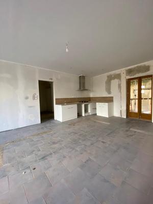 Maison - 118 m² - 4 pièces