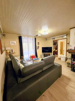 Maison traditionnelle - 184 m² - 5 pièces