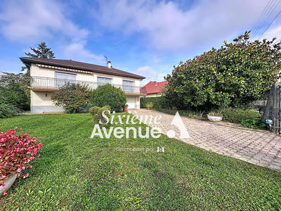 Maison - 88 m² - 4 pièces