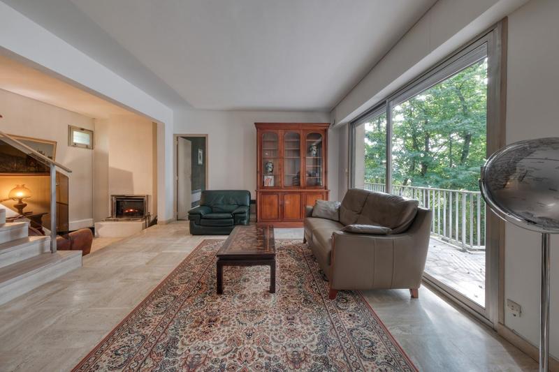 Maison - 186 m² - 8 pièces