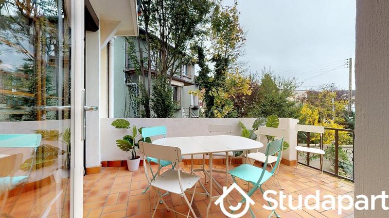 Chambre - 10 m² - 1 pièce