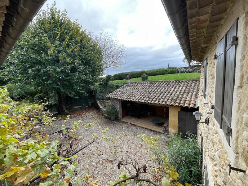 Maison - 200 m² - 8 pièces