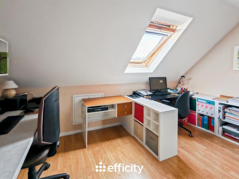 Pavillon - 145 m² - 7 pièces