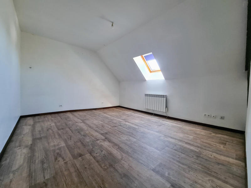 Maison - 150 m² - 8 pièces