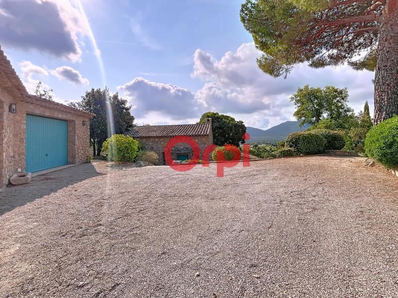 Villa - 130 m² - 4 pièces