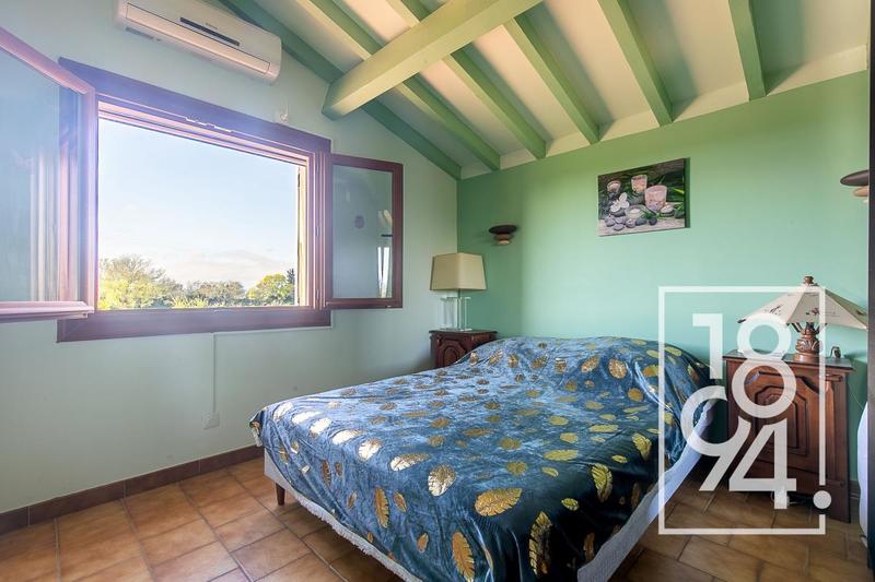 Maison - 189 m² - 5 pièces