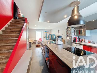 Maison - 76 m² - 4 pièces