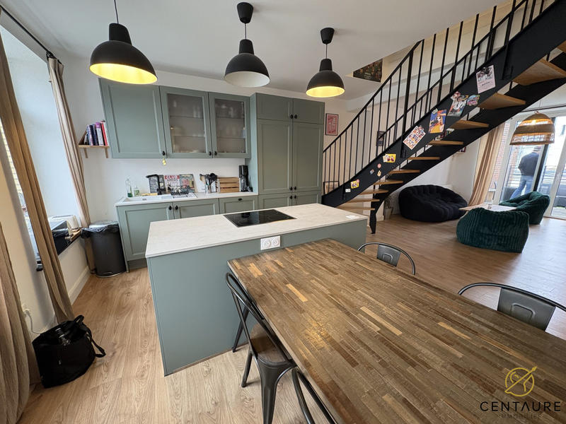 Appartement - 81 m² - 3 pièces