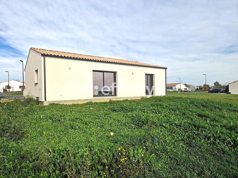 Maison - 88 m² - 4 pièces