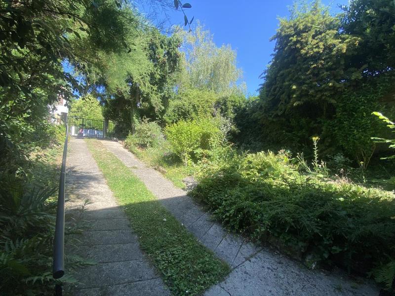 Maison - 96 m² - 5 pièces