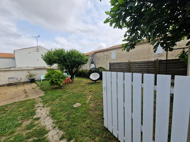 Maison - 177 m² - 12 pièces