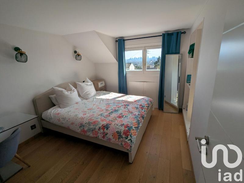 Maison - 180 m² - 6 pièces