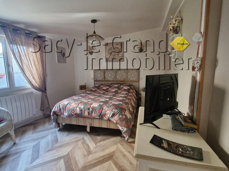 Maison - 81 m² - 5 pièces