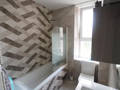 Maison - 105 m² - 6 pièces