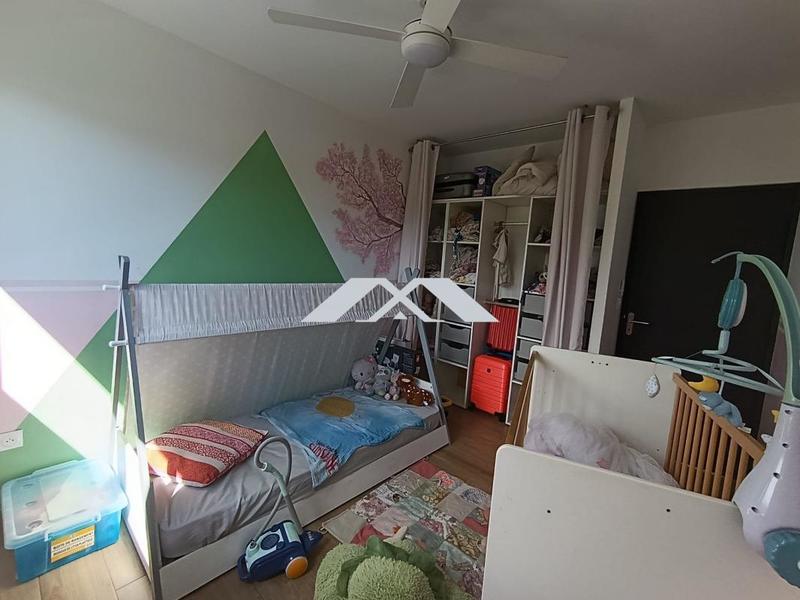 Maison - 99 m² - 4 pièces