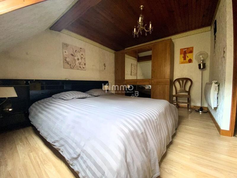 Maison - 161 m² - 7 pièces