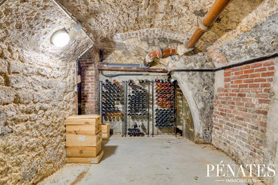 Appartement - 200 m² - 6 pièces