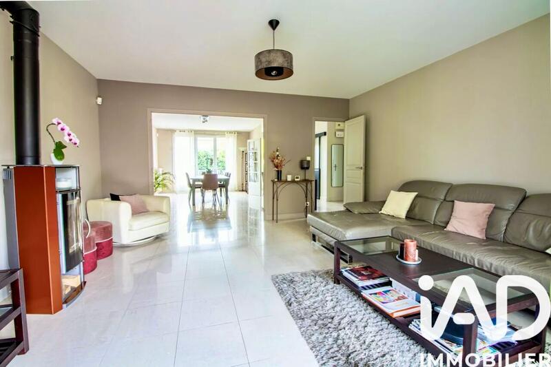 Maison - 183 m² - 7 pièces