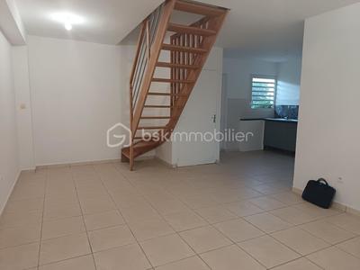 Maison - 74 m² - 4 pièces