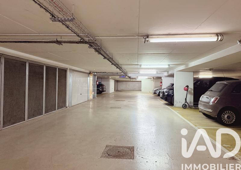 Parking - 12 m²
