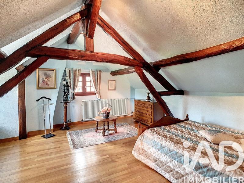 Maison - 294 m² - 10 pièces