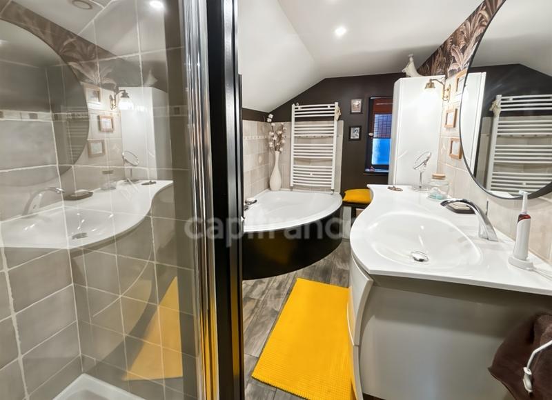 Maison - 134 m² - 5 pièces