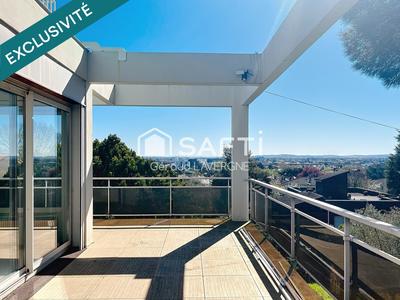 Maison - 242 m² - 8 pièces