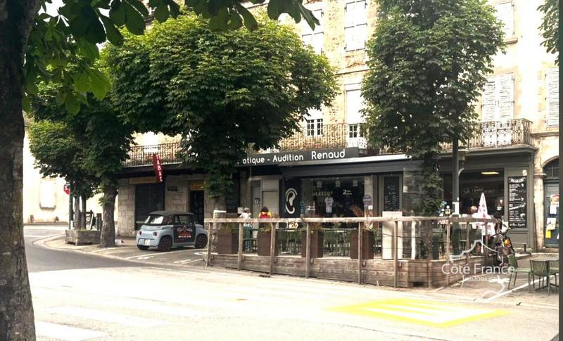 Fonds de commerce - Local commercial - 104 m²