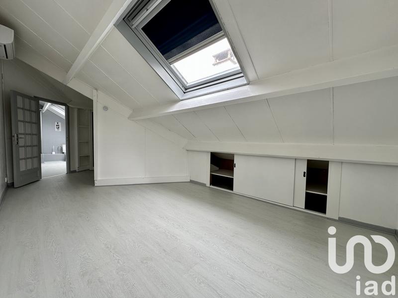 Maison - 97 m² - 5 pièces