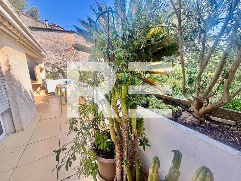 Appartement - 85 m² - 4 pièces